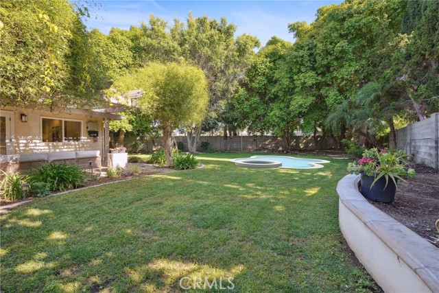 13811 Palace Way, Tustin CA: https://media.crmls.org/medias/94f42f6f-a2c9-4f63-a8ee-c98028c180fe.jpg
