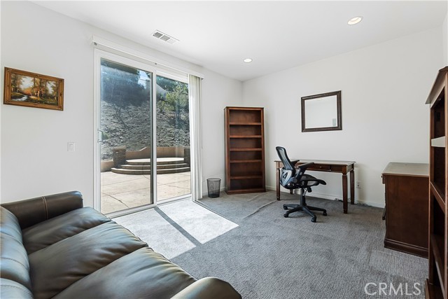 Detail Gallery Image 19 of 44 For 4101 Cottonwood Cir, Lake Elsinore,  CA 92530 - 4 Beds | 3/1 Baths
