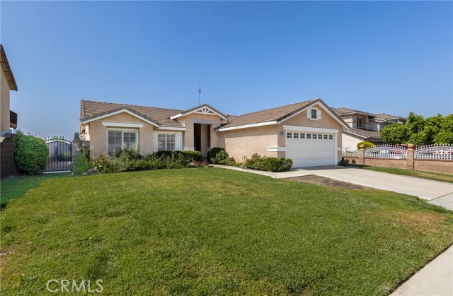 Detail Gallery Image 1 of 23 For 27817 Norwood St, Highland,  CA 92346 - 4 Beds | 2 Baths