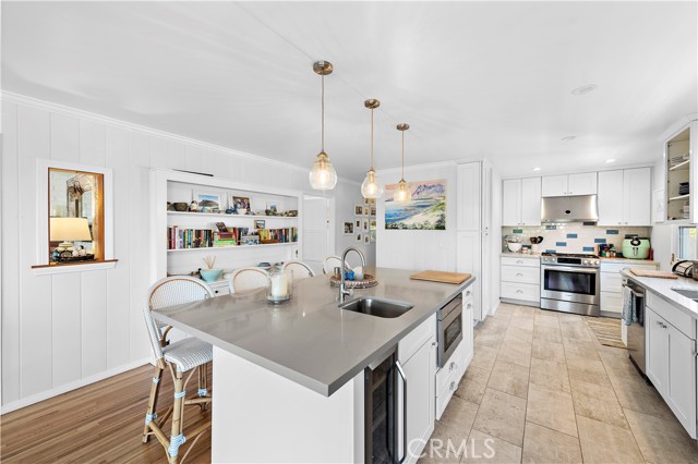 Detail Gallery Image 14 of 39 For 1016 Catalina, Laguna Beach,  CA 92651 - 3 Beds | 2 Baths