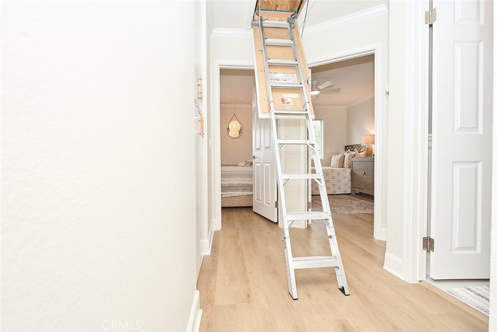 https://media.crmls.org/medias/94f73868-3e22-477b-89bd-818a39c53f6a.jpg?preset=X-Large