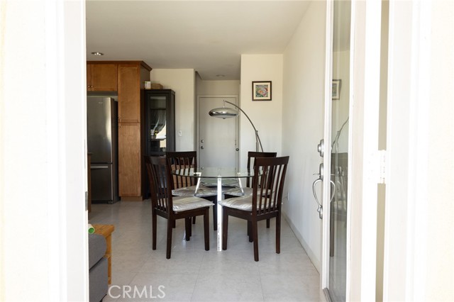 13707 S Budlong Avenue, Gardena CA: https://media.crmls.org/medias/94f73e4f-c685-45c4-aaae-61ec9e32d587.jpg