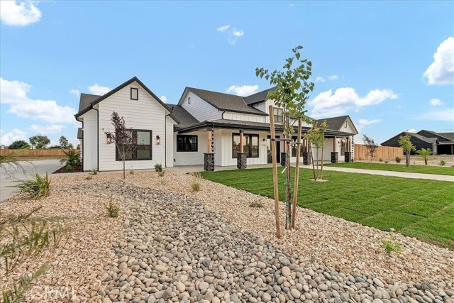 605 S Anderson Road, Exeter CA: https://media.crmls.org/medias/94f74b19-27ec-4094-853a-de6602ce878d.jpg