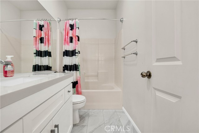 Detail Gallery Image 16 of 37 For 4126 Spencer St, Torrance,  CA 90503 - 3 Beds | 2/1 Baths