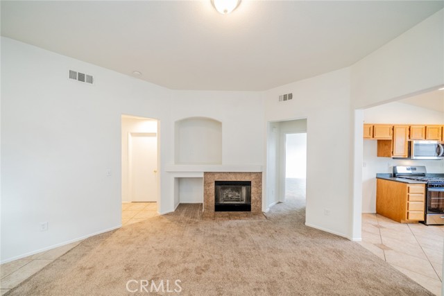 Detail Gallery Image 11 of 41 For 13892 Summer Wind St, Victorville,  CA 92394 - 3 Beds | 2 Baths