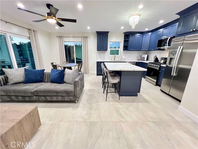 23447 Balmoral LN Unit: G