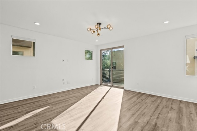 Detail Gallery Image 24 of 56 For 19542 Empire Ln, Northridge,  CA 91324 - 4 Beds | 4 Baths