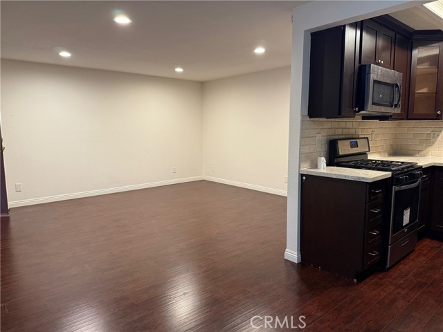 800 Grand Avenue, Diamond Bar CA: https://media.crmls.org/medias/94f89c28-b2dd-4654-a6f6-9343e50da0ef.jpg