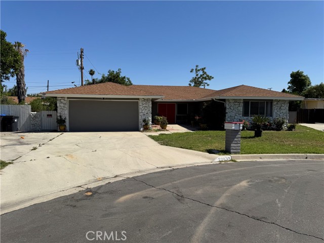 Detail Gallery Image 2 of 21 For 26032 Amy Ln, Hemet,  CA 92544 - 3 Beds | 2 Baths