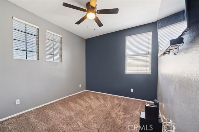 Detail Gallery Image 11 of 22 For 6953 Catawba Dr, Fontana,  CA 92336 - 4 Beds | 2/1 Baths