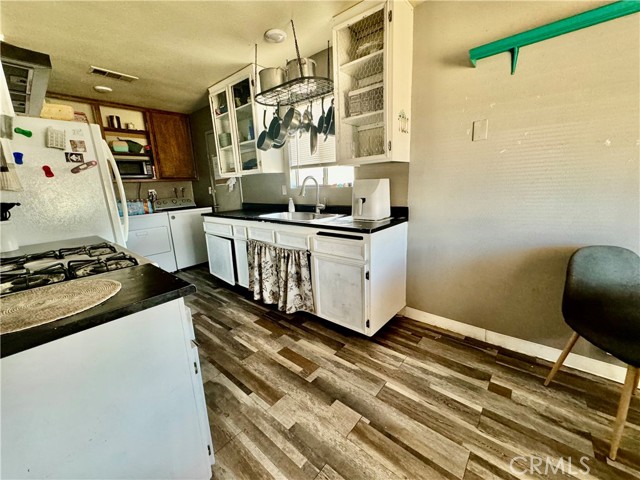 Detail Gallery Image 7 of 23 For 2013 Morada Ct, Hemet,  CA 92545 - 2 Beds | 1 Baths