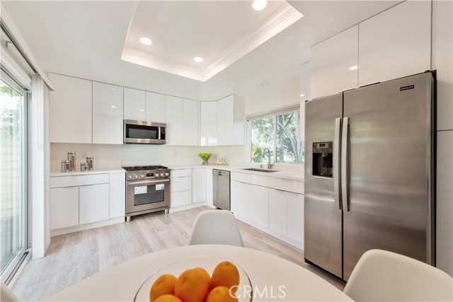 Detail Gallery Image 23 of 28 For 10 Windsong, Irvine,  CA 92614 - 3 Beds | 2 Baths