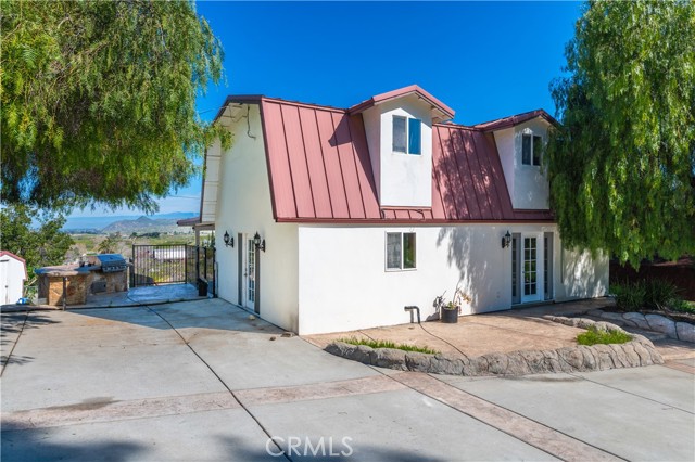 32375 Sage Road, Hemet CA: https://media.crmls.org/medias/94f9ba5a-016a-47ae-bad3-5a4901a05590.jpg