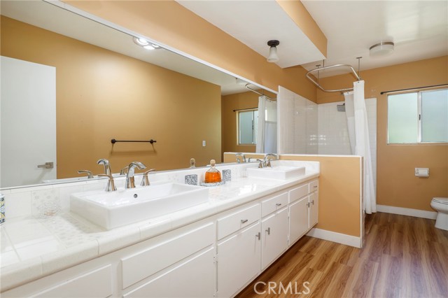 22666 Cavalier Street, Woodland Hills (los Angeles), California 91364, 3 Bedrooms Bedrooms, ,3 BathroomsBathrooms,Residential Lease,For Rent,22666 Cavalier Street,CRBB24205373