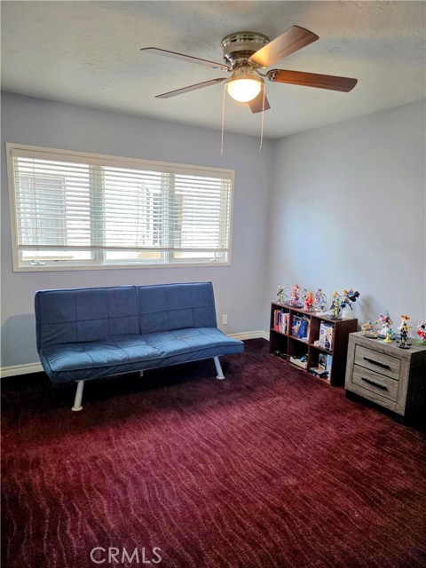 427 Orlena Avenue, Long Beach CA: https://media.crmls.org/medias/94f9f4d1-1897-4339-b3c4-30f5160361bf.jpg