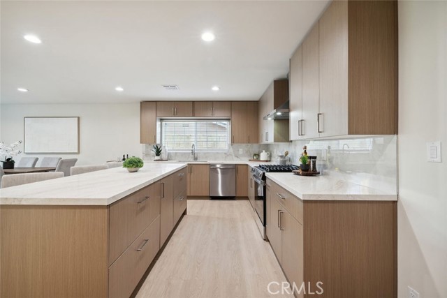 12750 Rajah Street, Sylmar CA: https://media.crmls.org/medias/94fa3c39-d66d-4f44-984f-3bf635d0548e.jpg