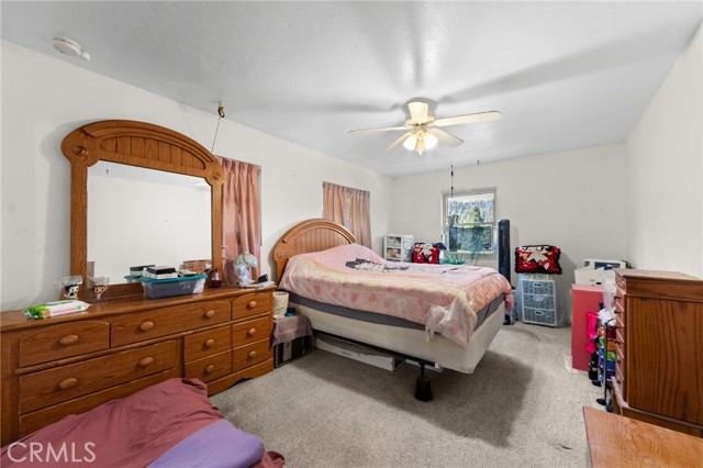 Detail Gallery Image 12 of 19 For 23034 Cedar Way, Crestline,  CA 92325 - 3 Beds | 1 Baths