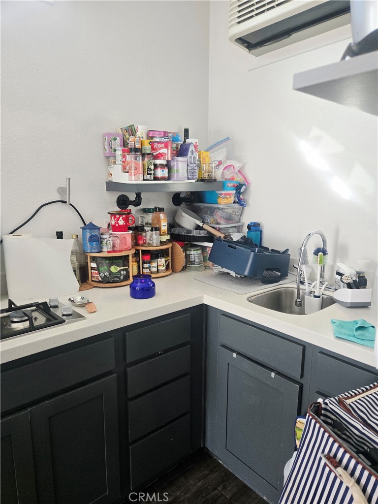 MLS #DW25171893 image #9