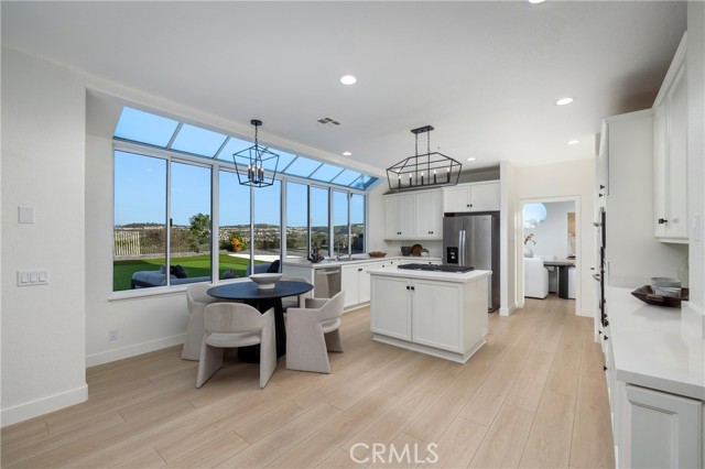 Detail Gallery Image 11 of 38 For 2000 Corte Cardelina, San Clemente,  CA 92673 - 4 Beds | 3 Baths