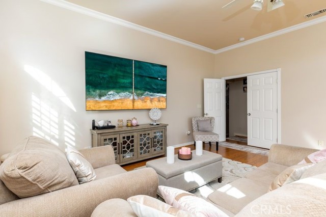 Detail Gallery Image 24 of 61 For 680 W Byron Ct, Upland,  CA 91784 - 6 Beds | 5 Baths