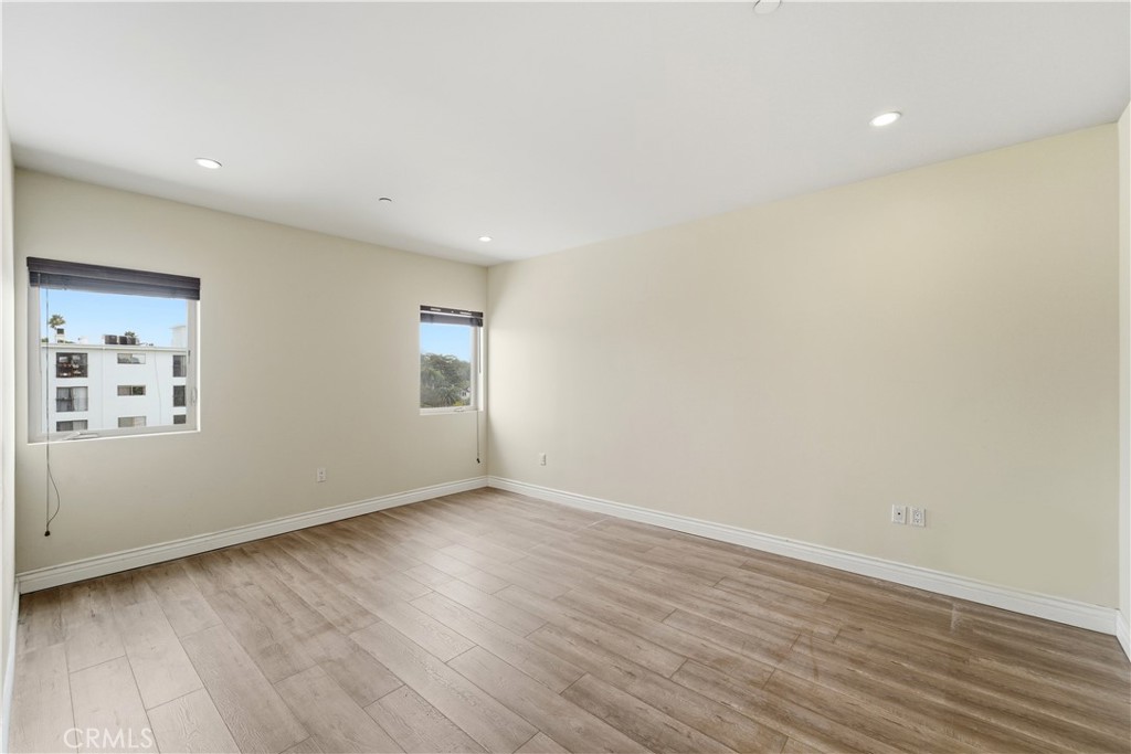 MLS #SR25260457 image #16