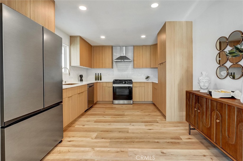 MLS #SR25238150 image #6