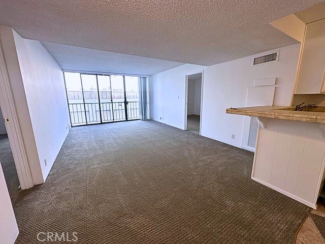 Detail Gallery Image 23 of 44 For 1750 E Ocean Bld #201,  Long Beach,  CA 90802 - 2 Beds | 2 Baths