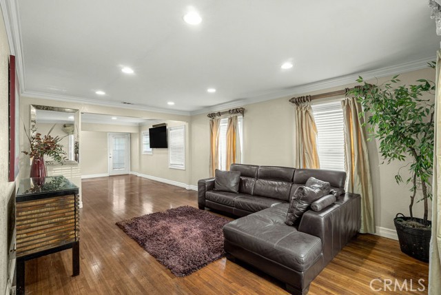 1933 W 147th Street, Gardena CA: https://media.crmls.org/medias/94fe107b-710b-4c2c-a22f-ac0df0ed6a83.jpg