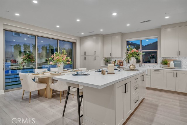 Detail Gallery Image 13 of 50 For 100 Albero, Irvine,  CA 92602 - 4 Beds | 3/1 Baths