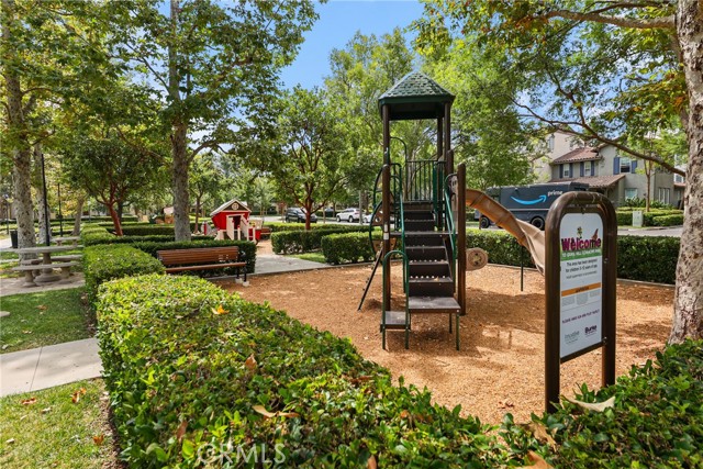 Detail Gallery Image 21 of 21 For 240 Dewdrop, Irvine,  CA 92603 - 2 Beds | 2/1 Baths