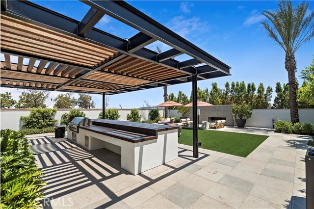 1698 Hollyleaf Ter, Montebello CA: https://media.crmls.org/medias/94ff7a23-c3c1-4392-a737-42548205639c.jpg