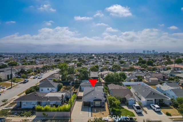 13917 Truro Avenue, Hawthorne CA: https://media.crmls.org/medias/94ff9b19-ea1b-415a-b188-71d4a4413922.jpg