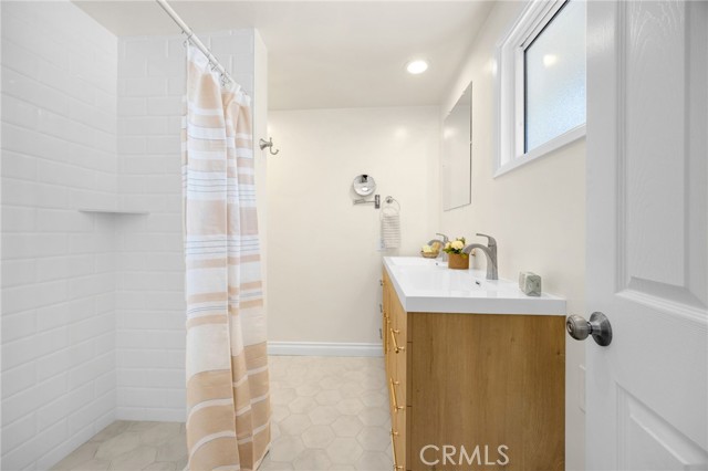 Detail Gallery Image 19 of 32 For 1303 Walling Ave, Brea,  CA 92821 - 3 Beds | 2 Baths
