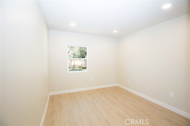 1331 E Century Drive, Orange CA: https://media.crmls.org/medias/95003e26-7897-4638-894d-a899588b6e5d.jpg