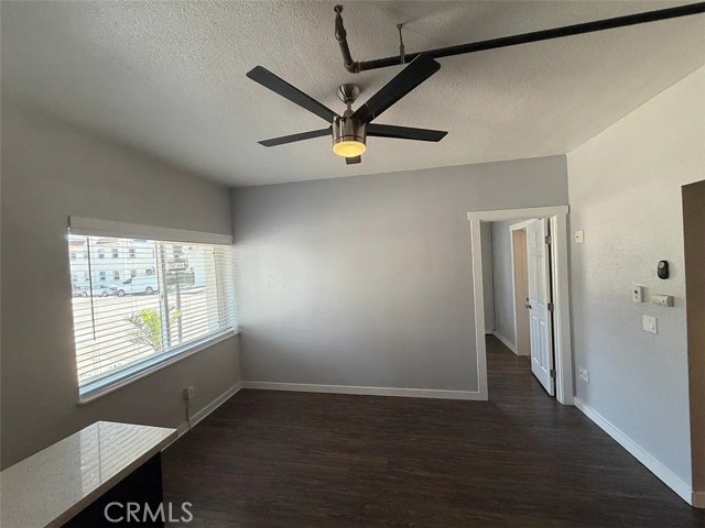 Detail Gallery Image 4 of 14 For 601 Linden Ave #104,  Long Beach,  CA 90802 - 1 Beds | 1 Baths