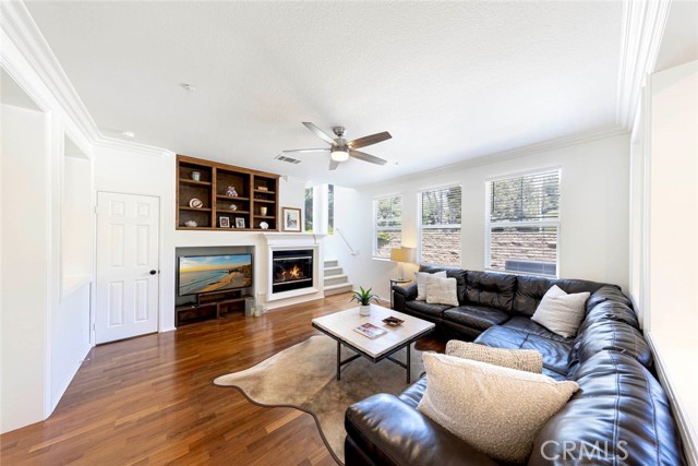 Detail Gallery Image 7 of 41 For 6121 Camino Forestal, San Clemente,  CA 92673 - 4 Beds | 2/1 Baths