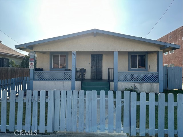 Detail Gallery Image 1 of 19 For 322 W Palm St, Compton,  CA 90220 - – Beds | – Baths