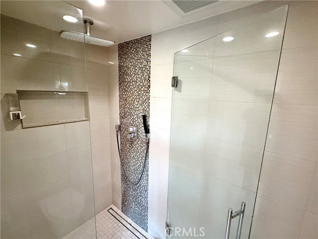 8782 La Zana Court, Fountain Valley CA: https://media.crmls.org/medias/95024a40-ccc1-4e19-a5c3-74f9cc8e4f06.jpg
