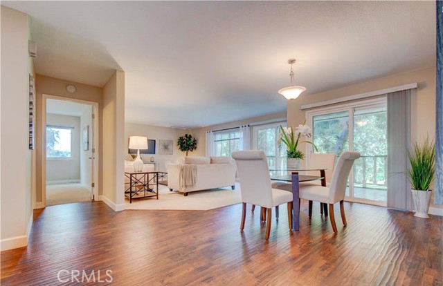 2405 Via Mariposa W, Laguna Woods CA: https://media.crmls.org/medias/95025faa-1860-47d5-8124-6401fe133231.jpg