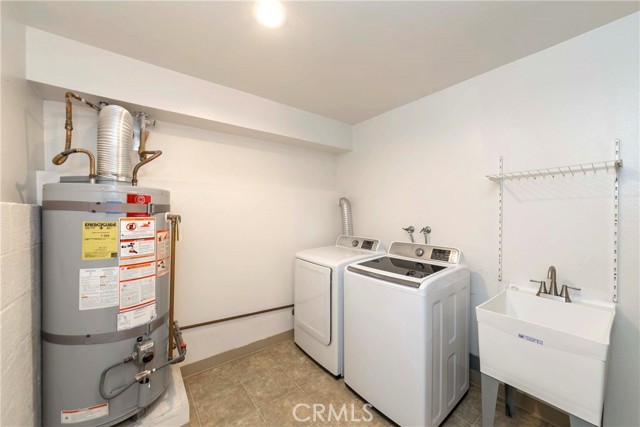 2800 Plaza Del Amo, Torrance CA: https://media.crmls.org/medias/95030374-4a1a-47ed-a7bc-5c9ecefef831.jpg