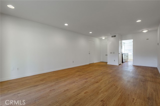 MLS #SR25258670 image #7