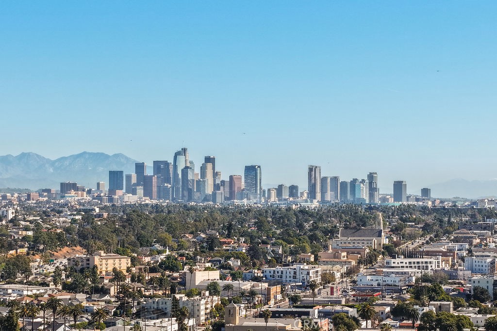 https://media.crmls.org/medias/95044027-c146-4f1a-a342-c09df61fc598.jpg?preset=X-Large