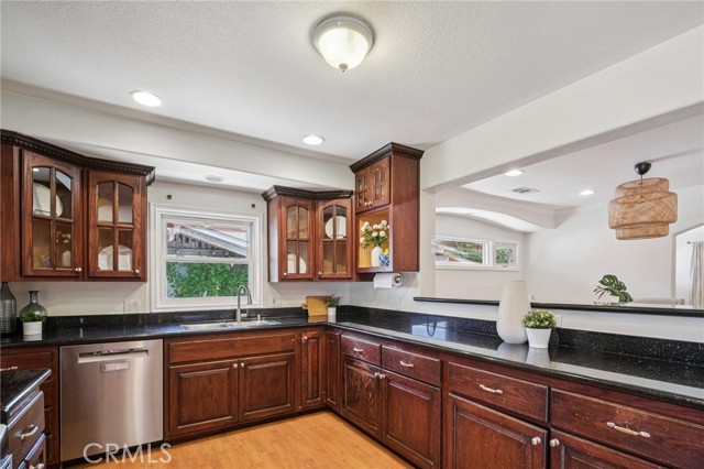 Detail Gallery Image 19 of 53 For 519 E Howard St, Pasadena,  CA 91104 - 3 Beds | 1/1 Baths