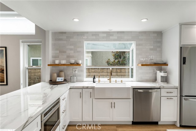 Detail Gallery Image 31 of 45 For 506 Savona Way, Oak Park,  CA 91377 - 3 Beds | 2/1 Baths