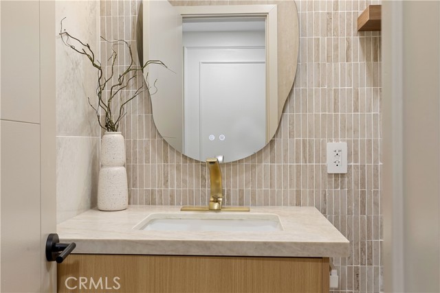 Detail Gallery Image 32 of 56 For 1713 N Roanoke St, Placentia,  CA 92870 - 4 Beds | 3/1 Baths