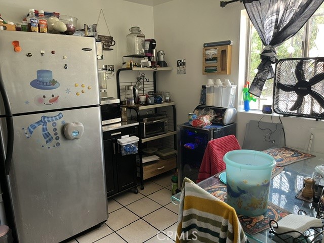 201 W Raymond Street, Compton CA: https://media.crmls.org/medias/950854bd-22c7-43b5-96b9-add84df1dbf8.jpg