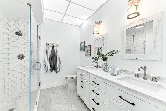 32117 Beachlake Lane, Westlake Village CA: https://media.crmls.org/medias/9508bdd7-4f1e-4ec4-8c12-fbe18e77c504.jpg