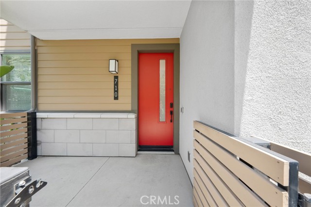 710 S Grable Circle, Orange CA: https://media.crmls.org/medias/9508fe44-43c6-47c2-b4f9-b4248392272d.jpg