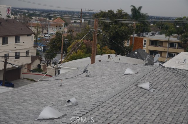 6333 Milton Avenue, Whittier CA: https://media.crmls.org/medias/950955d1-dc45-4796-acb0-35ba41745e8b.jpg