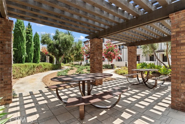 Detail Gallery Image 26 of 32 For 645 W Foothill Bld #10,  Glendora,  CA 91741 - 3 Beds | 4 Baths
